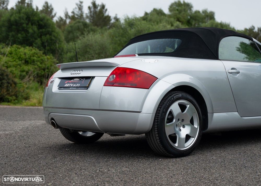 Audi TT Roadster 1.8 T - 27