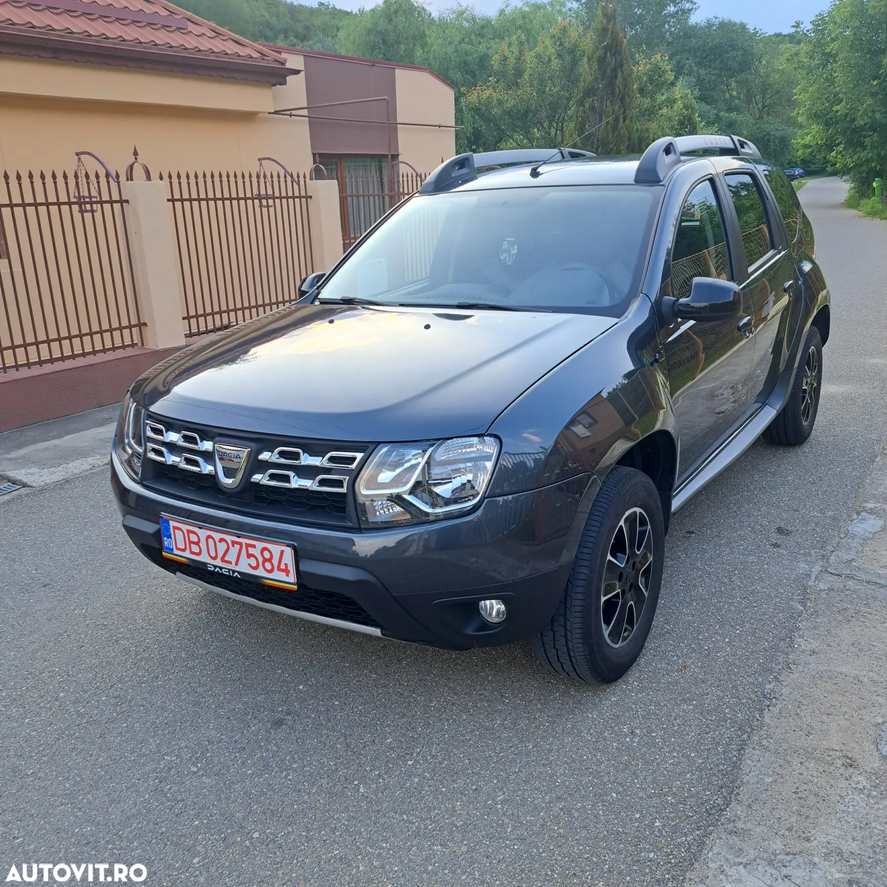 Dacia Duster 1.5 dCi 4x2 Laureate - 25