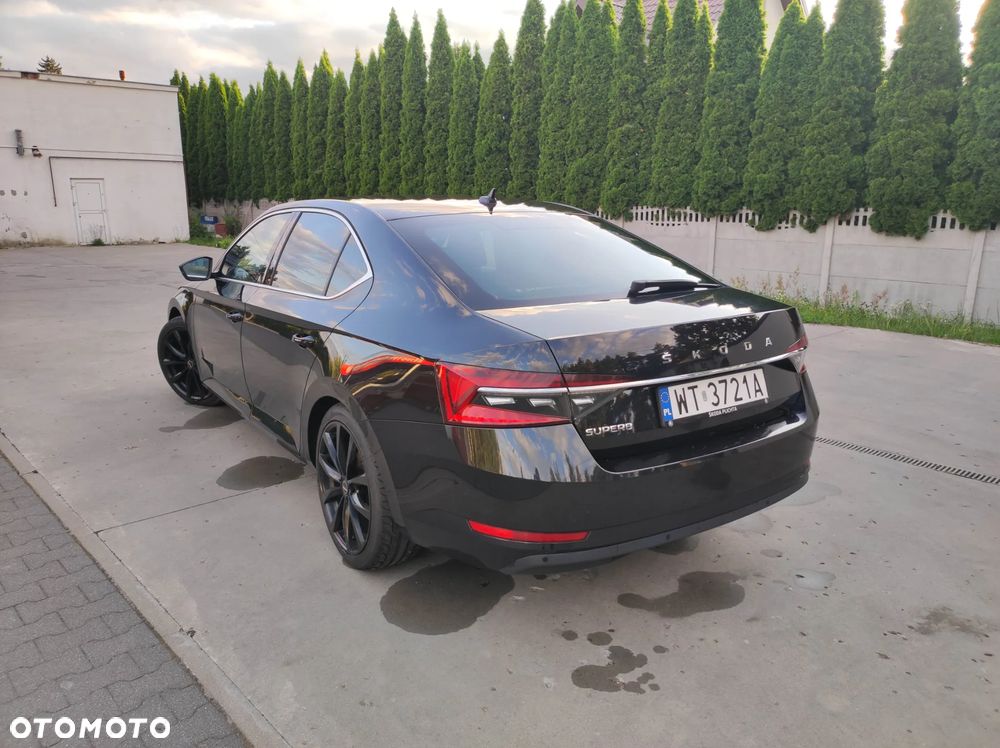 Skoda Superb 2.0 TDI SCR Ambition - 4