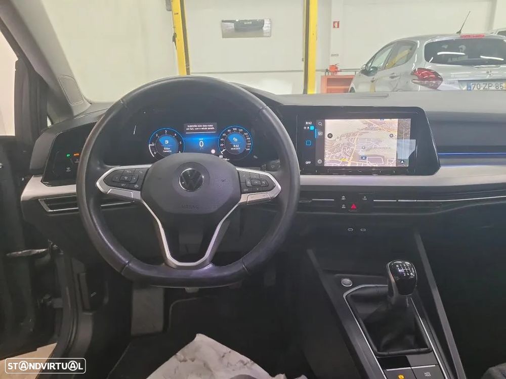 VW Golf Variant 2.0 TDi Life - 9