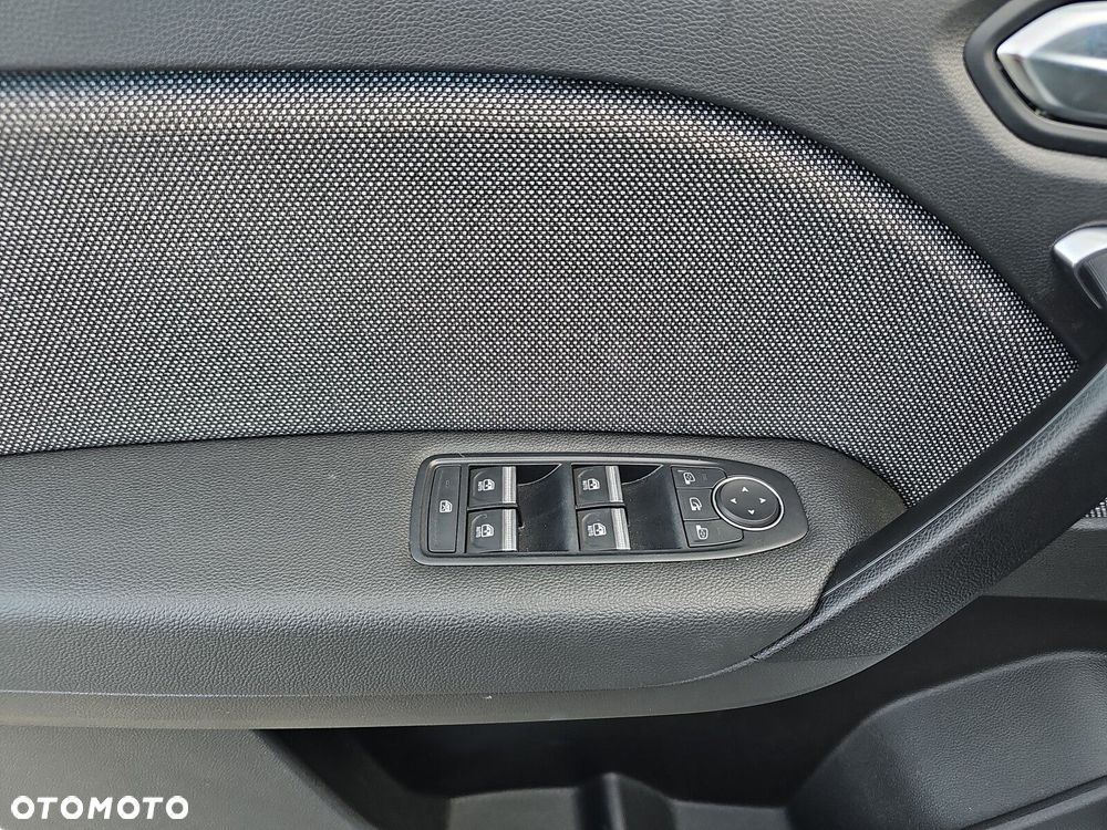 Renault Captur - 17