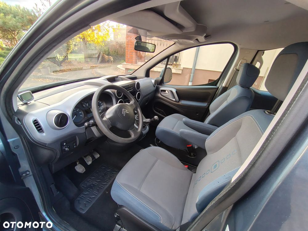 Citroën Berlingo II 1.6 HDi Multispace - 8