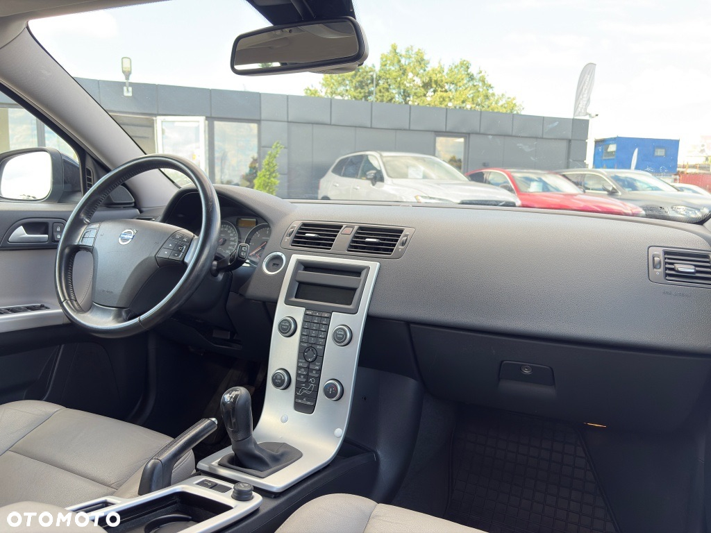 Volvo V50 - 15