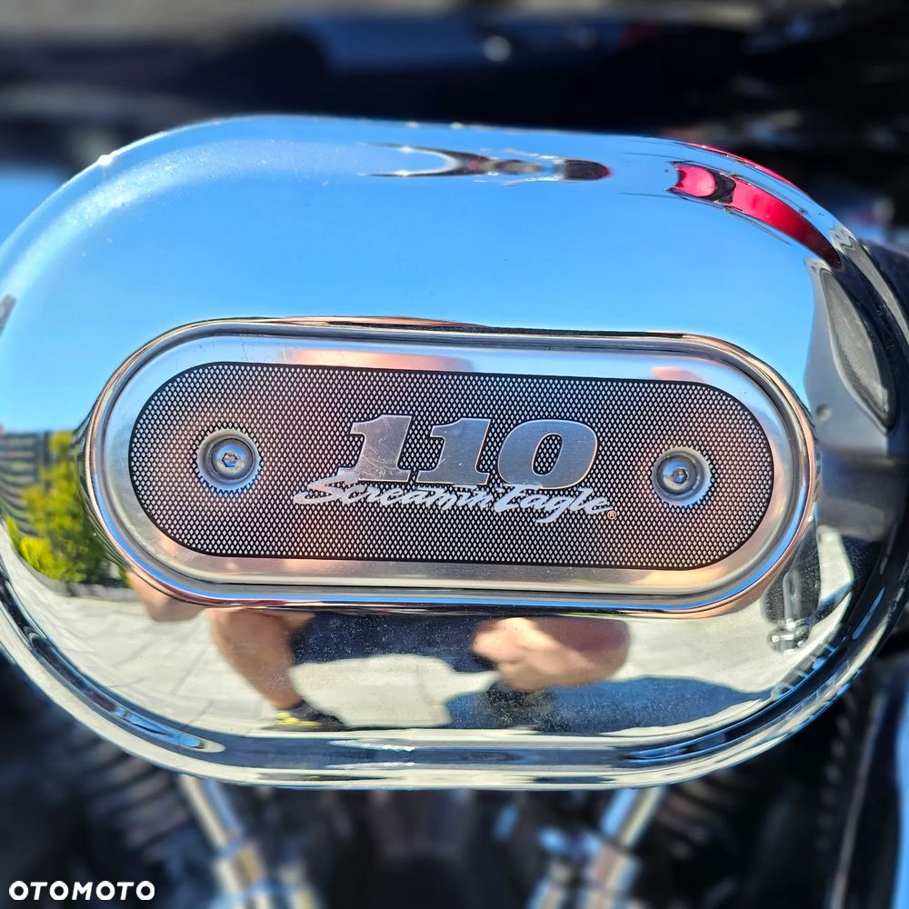 Harley-Davidson FLHTCU Ultra - 4