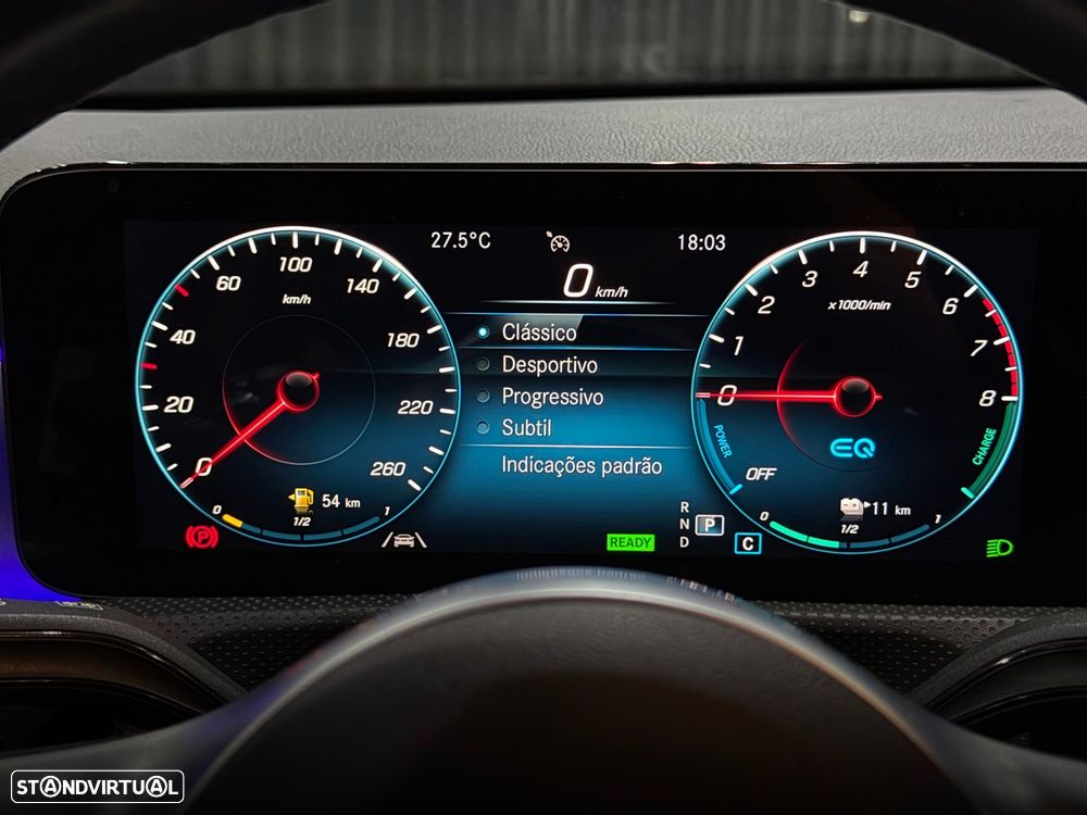 Mercedes-Benz A 250 Limousine e 8G-DCT AMG Line - 25