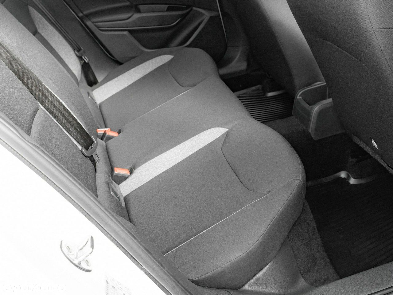 Skoda Fabia 1.0 Active - 26
