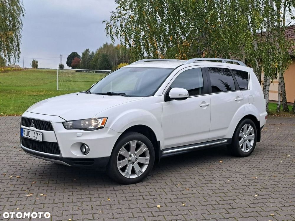 Mitsubishi Outlander 2011
