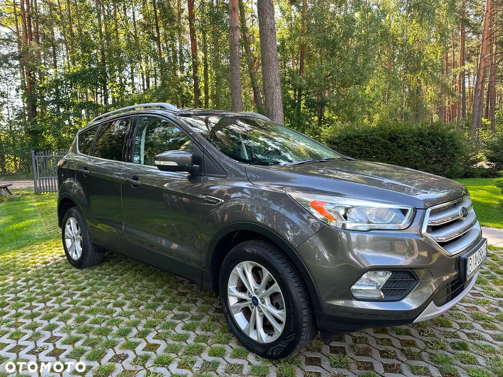 Ford Kuga - 2