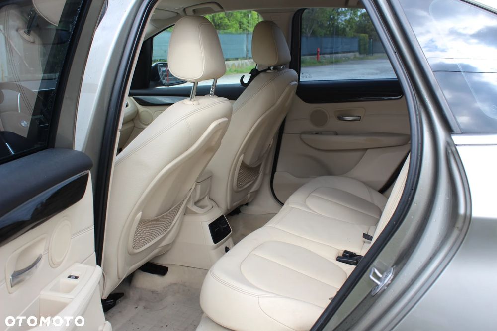BMW Seria 2 218i Luxury Line - 15
