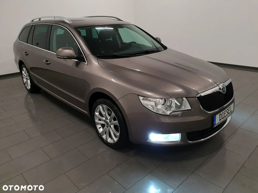 Skoda Superb 2.0 TDI Platinum - 3