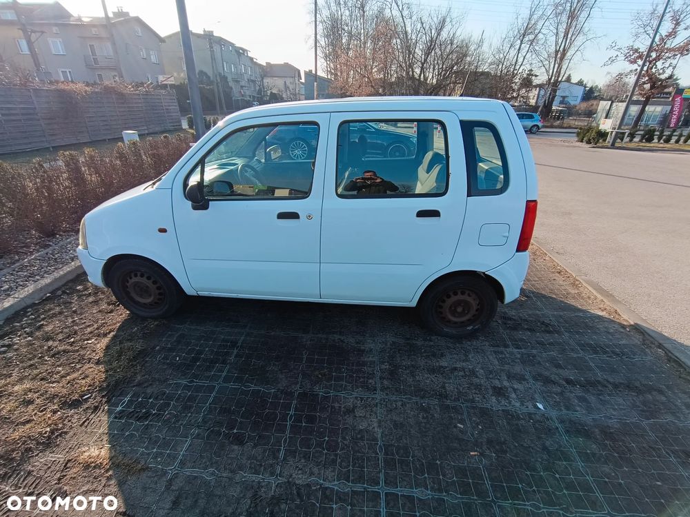 Opel Agila 1.2 Essentia - 2