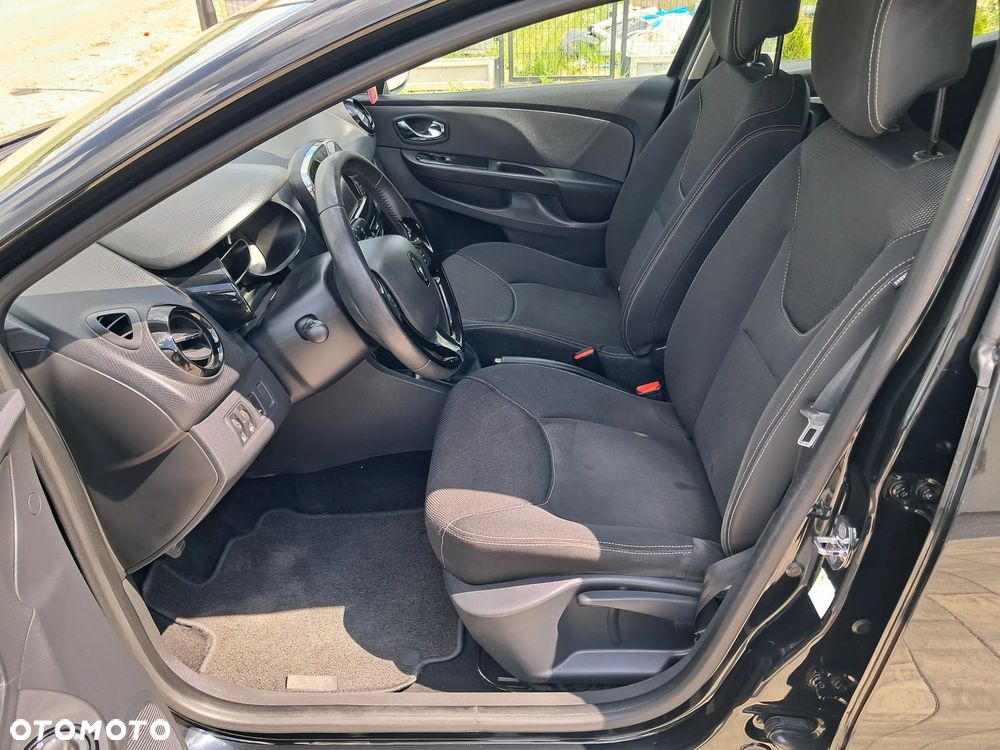 Renault Clio 1.2 16V 75 Business - 11