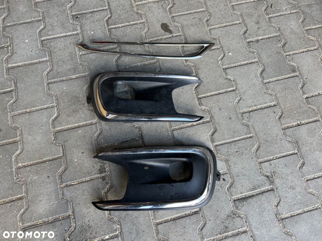 KRATKA ZDERZAKA L CITROEN C4 PICASSO II LIFT - 1