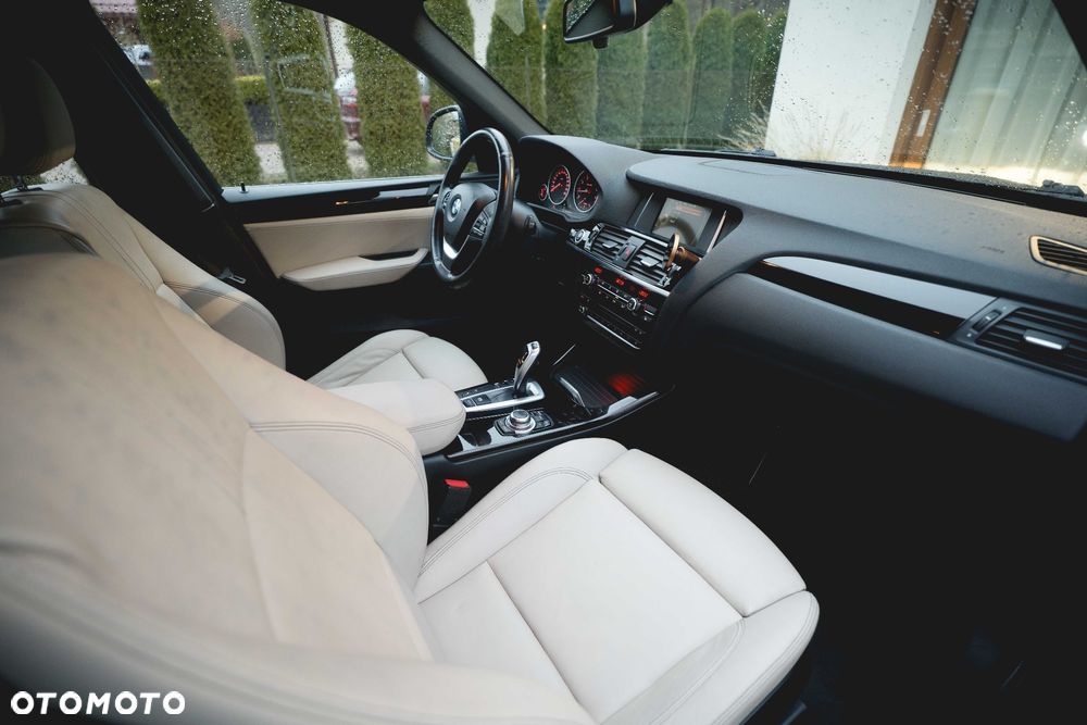 BMW X3 xDrive28i xLine - 23