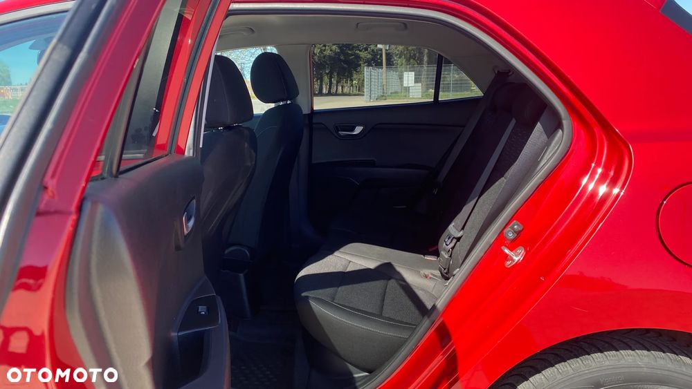Kia Rio 1.0 T-GDI 100 Dream-Team Edition - 20