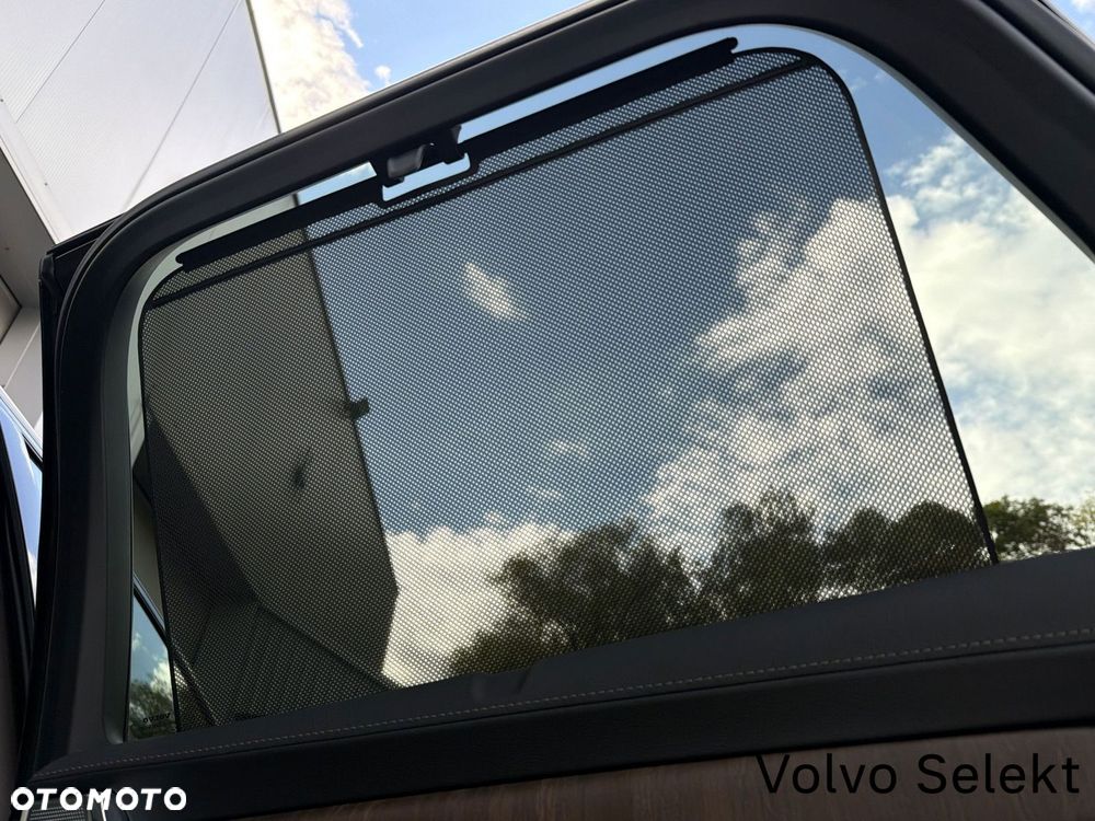 Volvo V90 Cross Country - 21