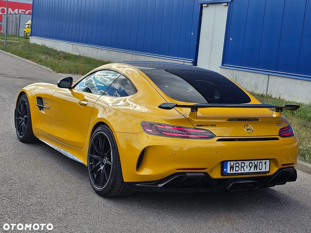Mercedes-Benz AMG GT R - 29