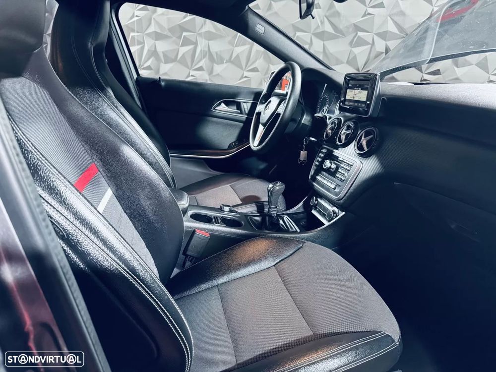 Mercedes-Benz A 180 d Style - 12