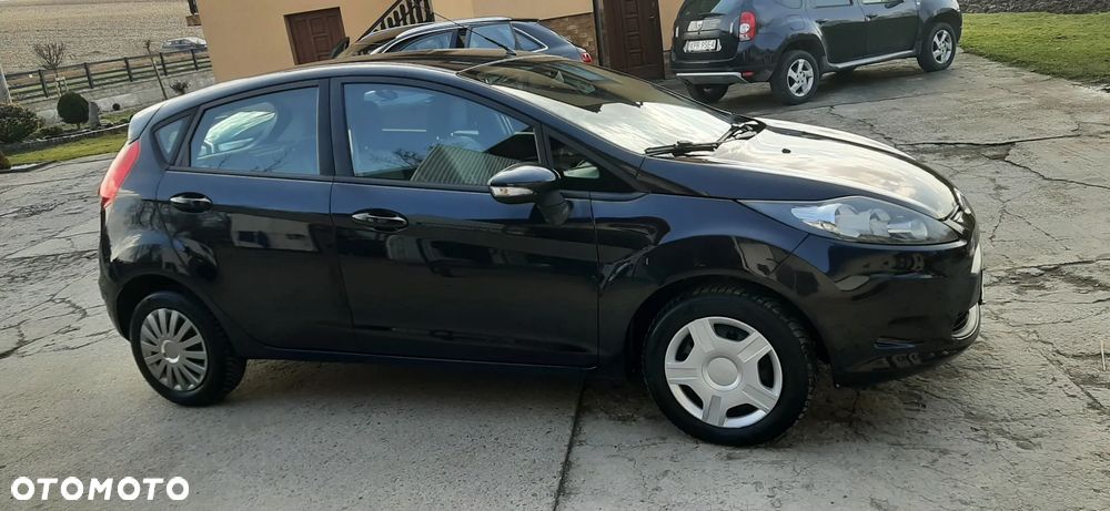 Ford Fiesta - 9