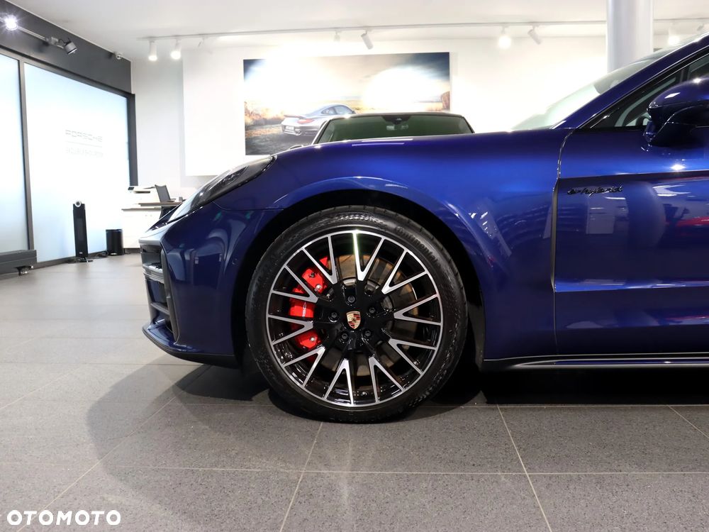 Porsche Panamera 4S E-Hybrid PHEV - 11
