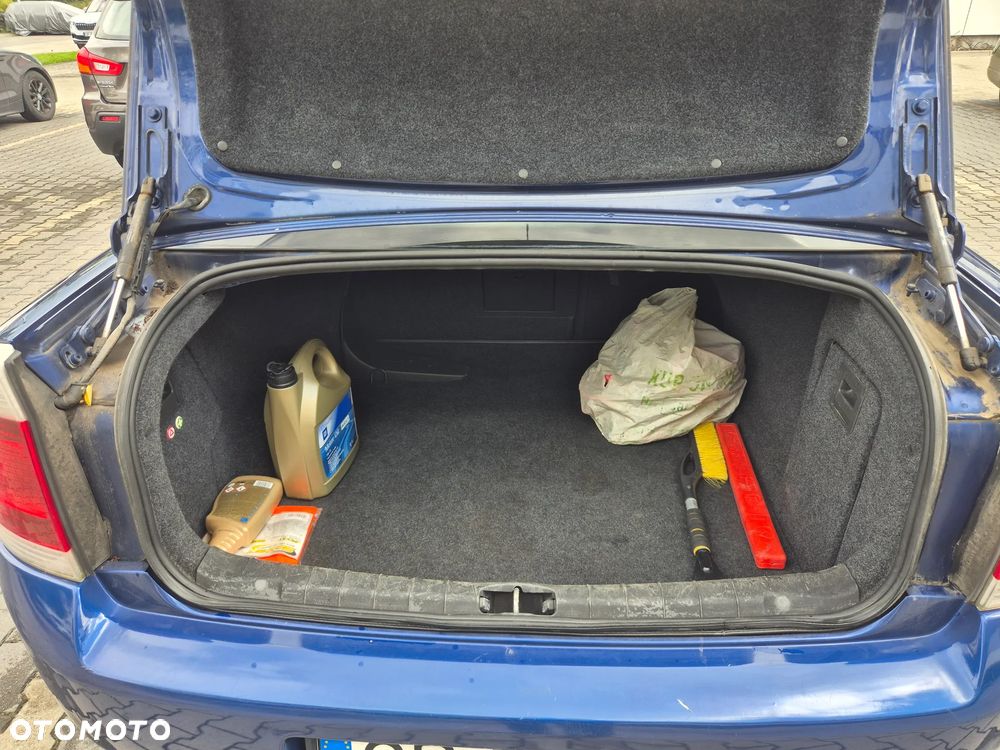 Opel Vectra 1.8 Cosmo - 22
