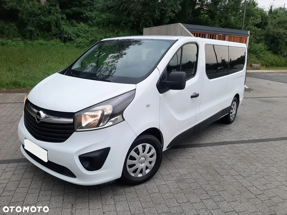 Opel Vivaro - 1