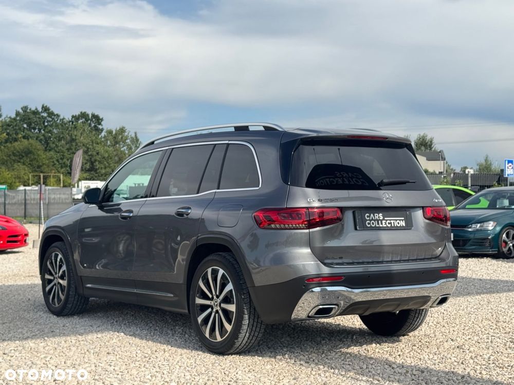 Mercedes-Benz GLB 250 4Matic 8G-DCT - 7