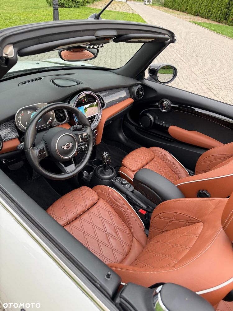 MINI Cooper Classic Trim - 23