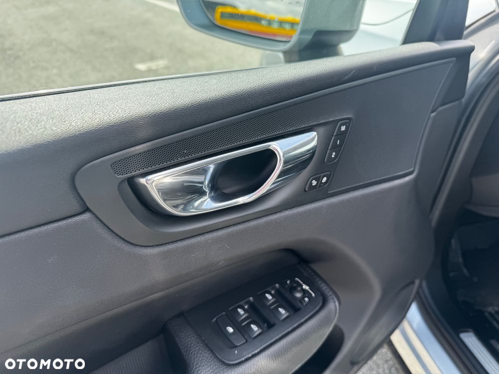 Volvo XC 60 T6 AWD Geartronic Inscription - 29