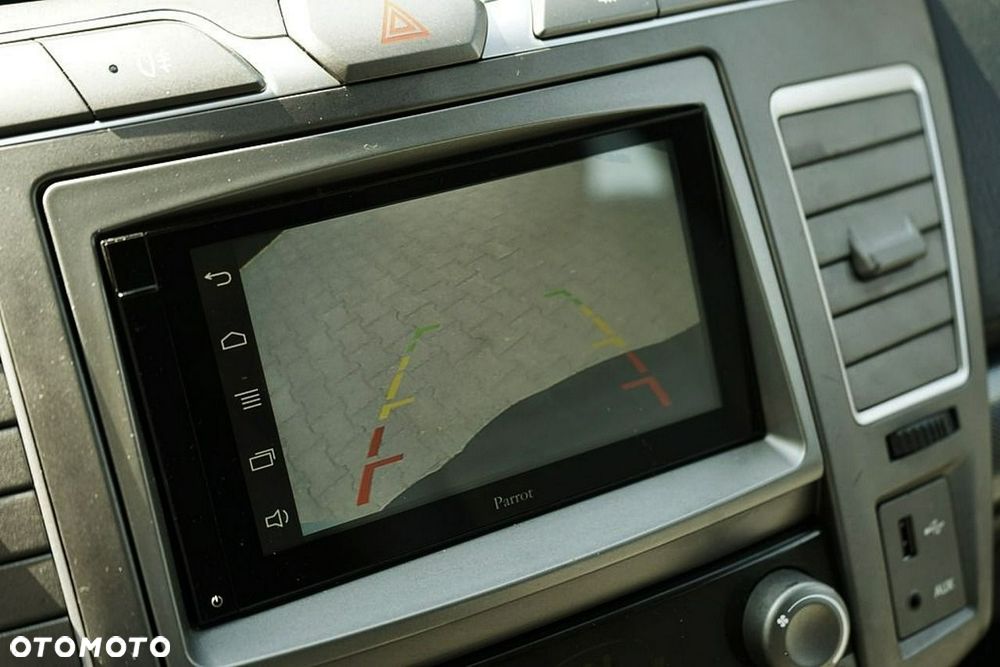 SsangYong/KGM Rodius - 33