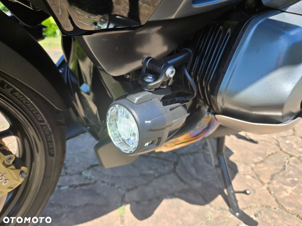 BMW R - 22