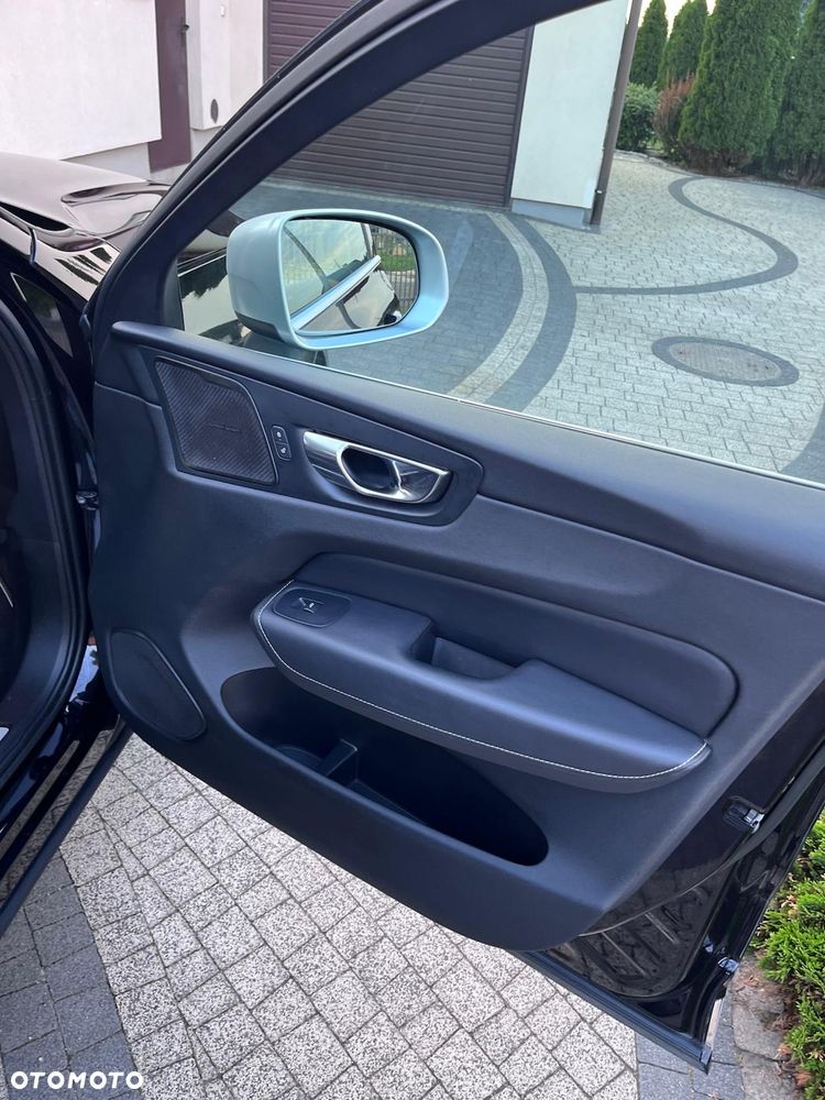 Volvo XC 60 D3 R-Design - 10