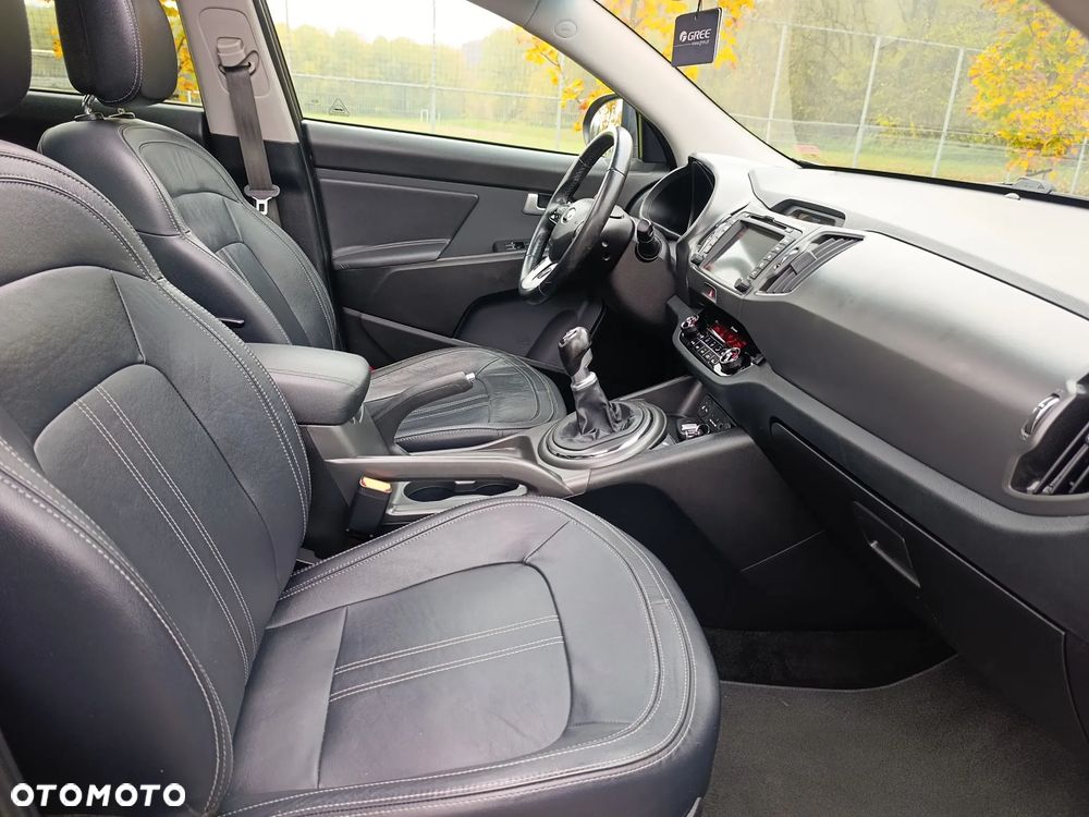 Kia Sportage 2.0 CRDI 184 4WD Automatik Spirit - 19