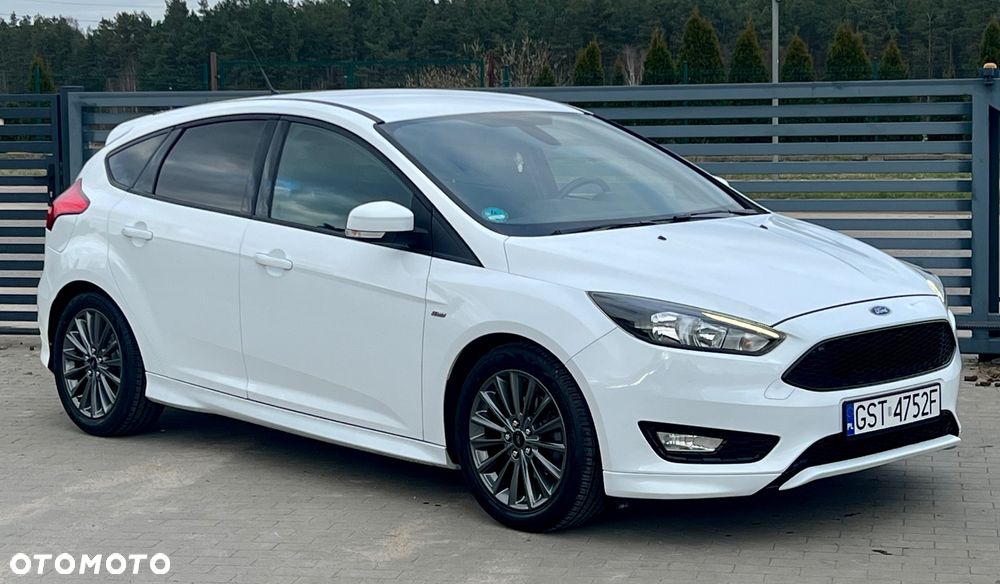 Ford Focus 1.0 EcoBoost Start-Stopp-System ST-LINE DESIGN - 2