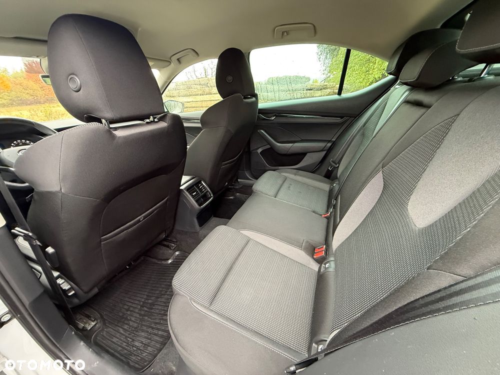 Skoda Octavia 1.5 TSI Selection Plus - 12