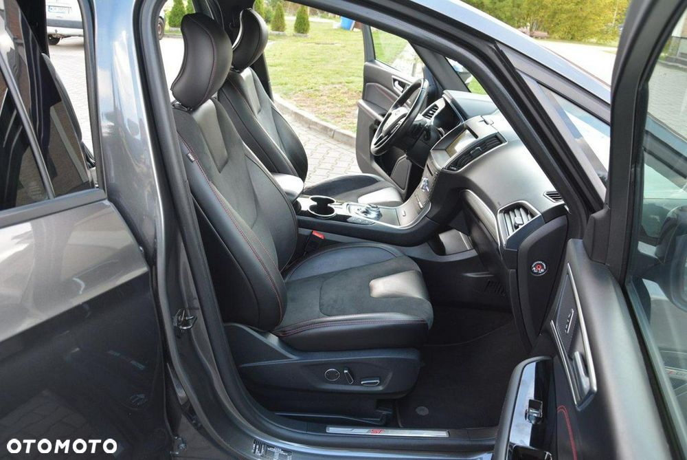 Ford S-Max - 18