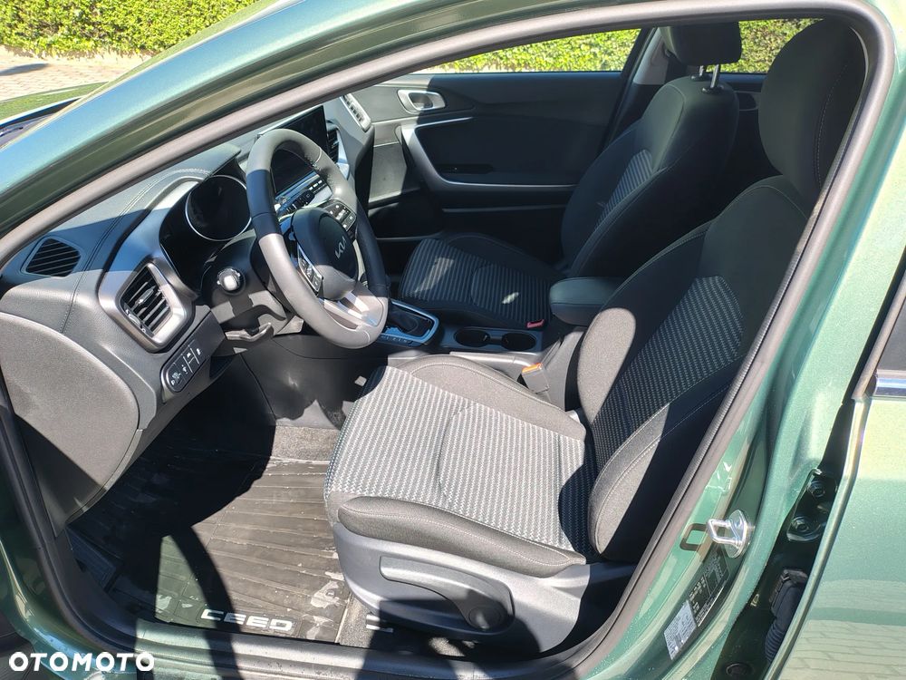 Kia Ceed - 20