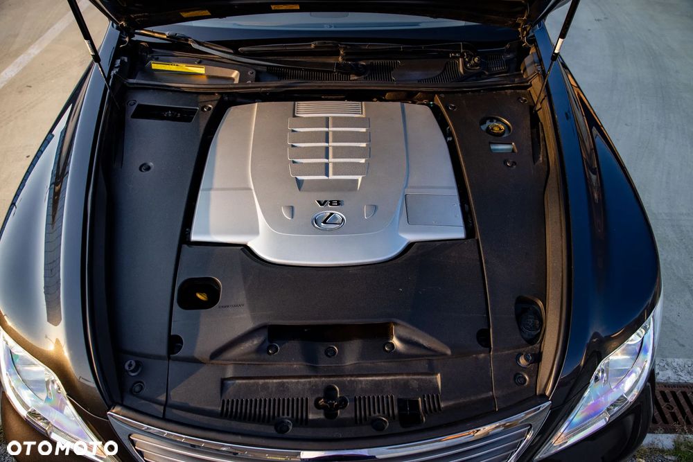 Lexus LS 460 Prestige - 37