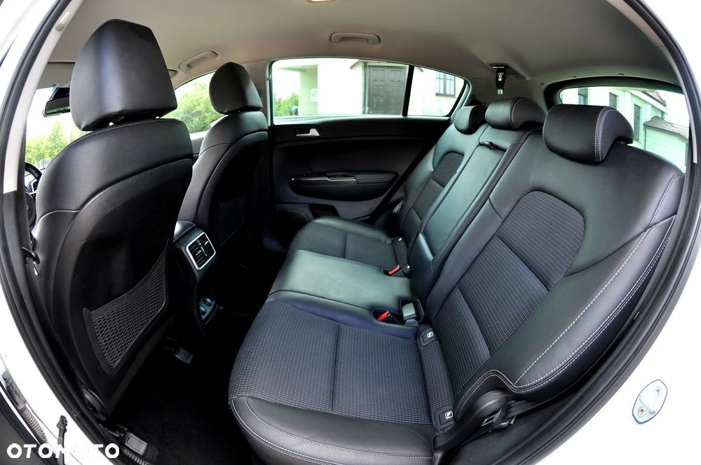 Kia Sportage 1.6 GDI 2WD DREAM-TEAM EDITION - 24