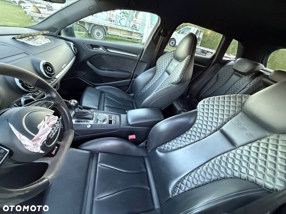 Audi RS3 Sportback - 21