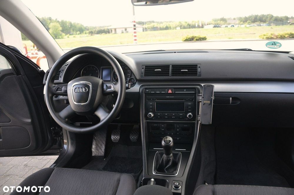 Audi A4 Avant - 20