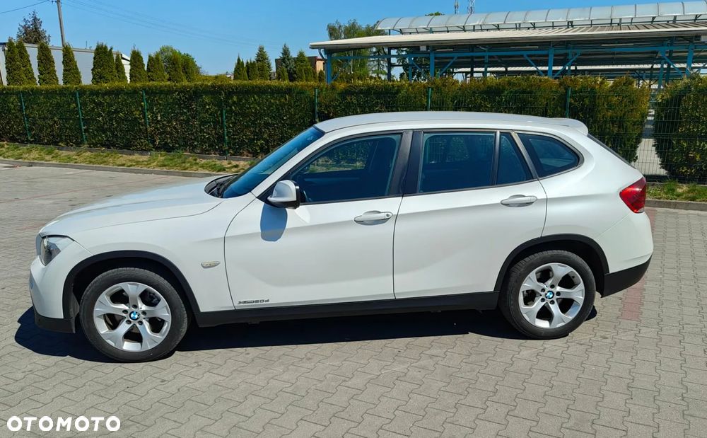 BMW X1 xDrive20d - 4