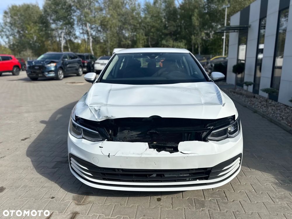 Volkswagen Golf VIII 2.0 TDI - 2