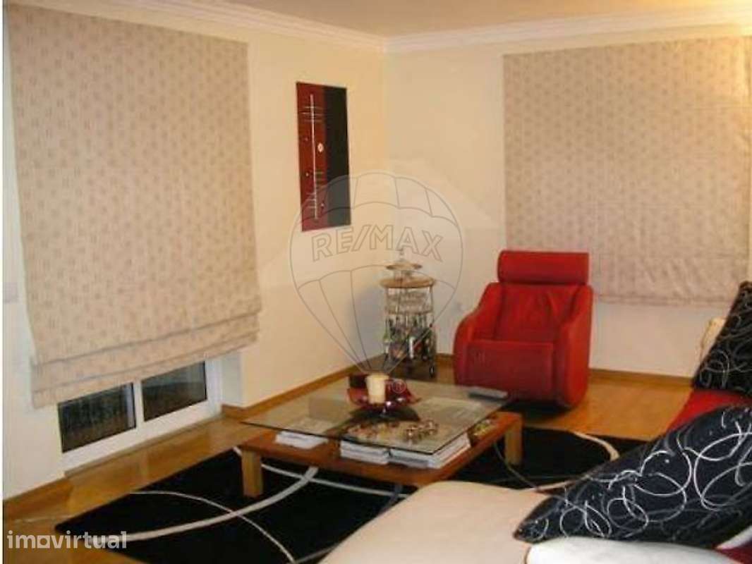 Apartamento T2 para arrendamento - Grande imagem: 2/6