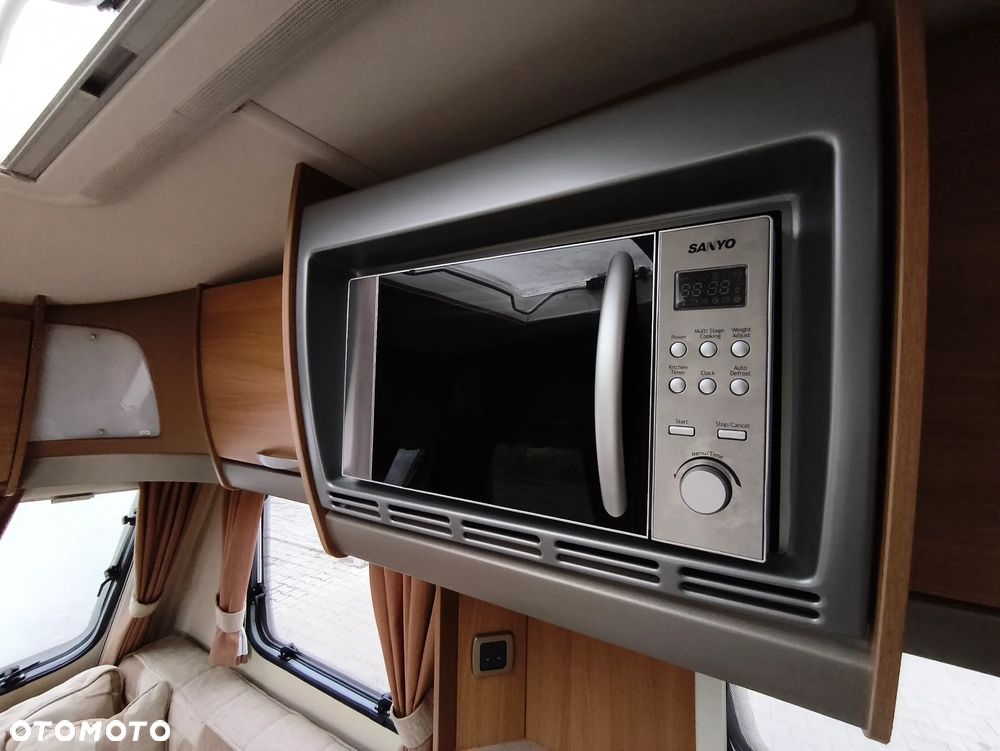 SWIFT CHARISMA 535 - 16