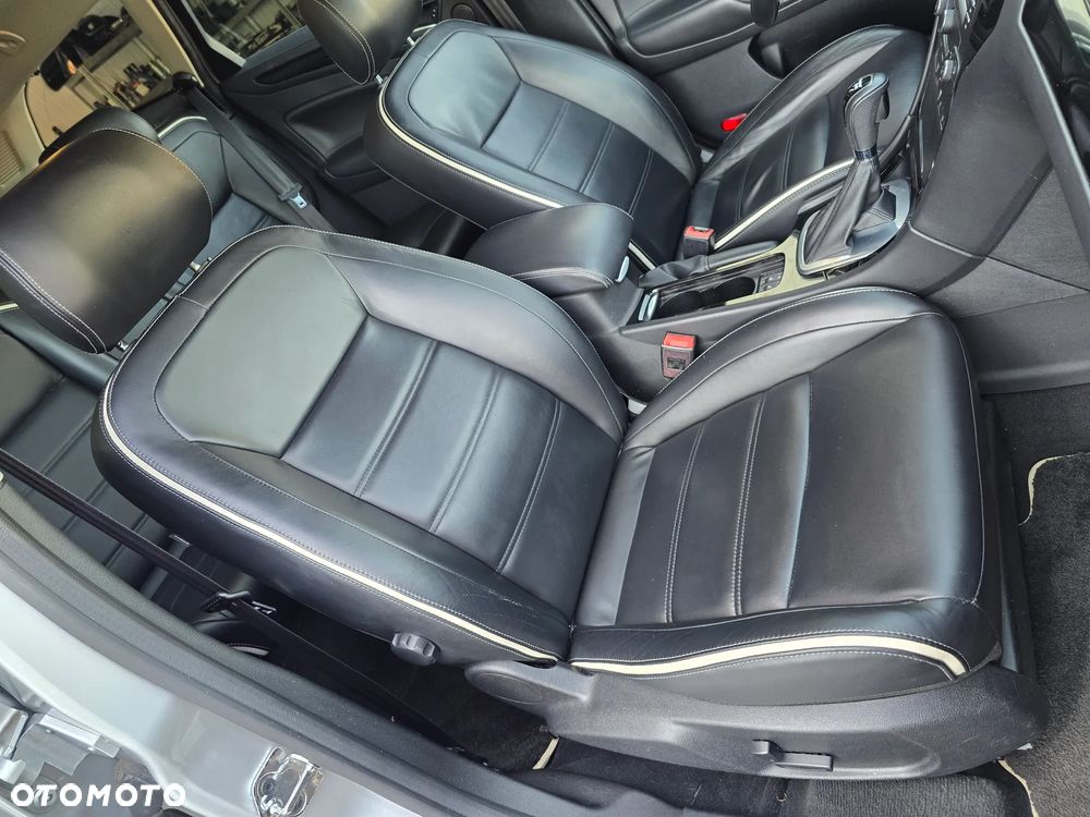 Ford Mondeo 2.0 TDCi Titanium X - 35