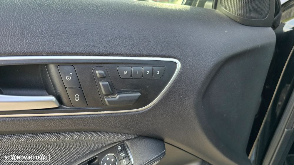 Mercedes-Benz GLA 220 CDI 4Matic 7G-DCT Urban - 12