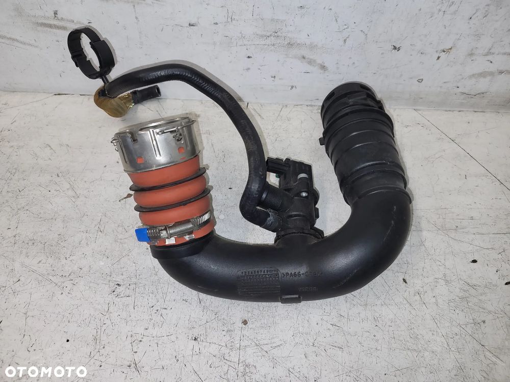 Range Rover Velar , Jaguar F-Pace 2.0 Hybryda rura intercoolera m8a2-6n650-a - 3
