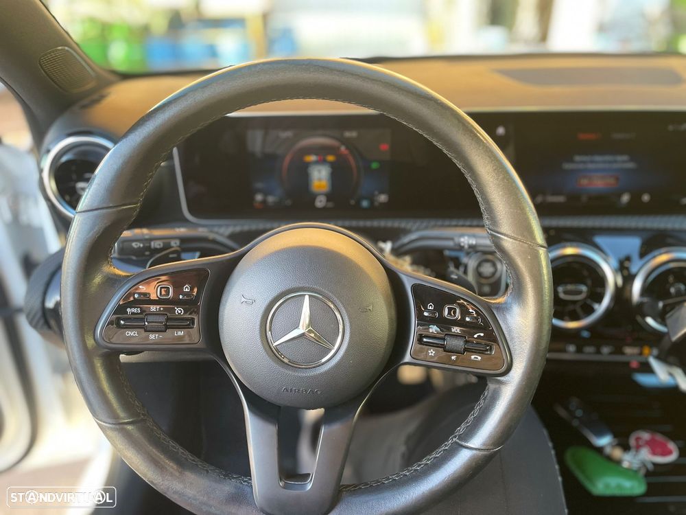 Mercedes-Benz A 180 d 7G-DCT Edition 2020 - 4