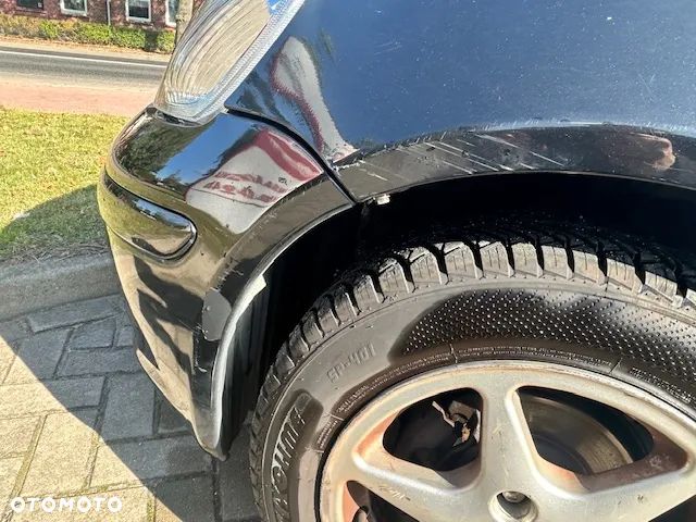 Toyota Yaris 1.0 Luna - 19